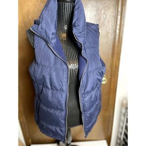 Mens Old Navy Puffer Vest in Navy Size Large